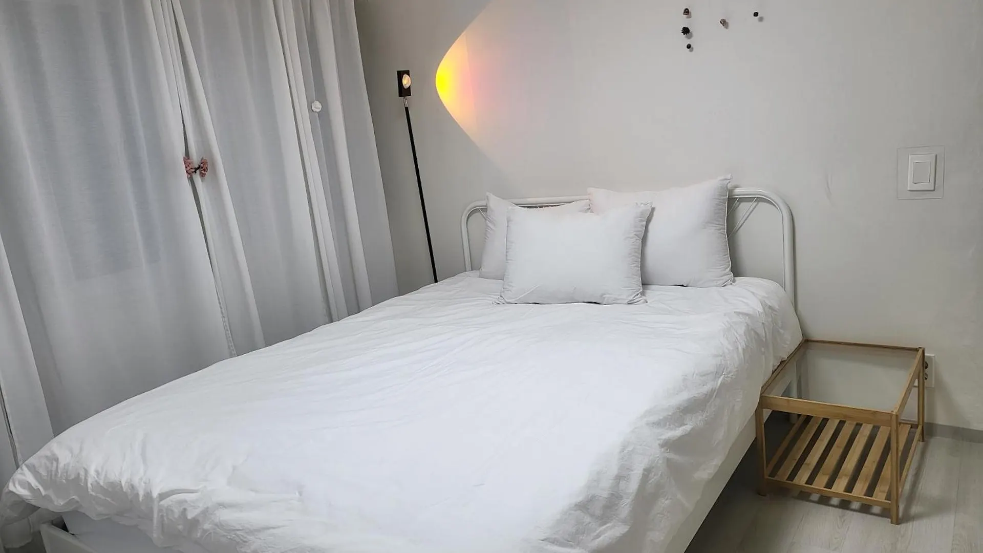 Apartment Best, Private, 3 Rooms, Hongdae, 6 Persons Seoul